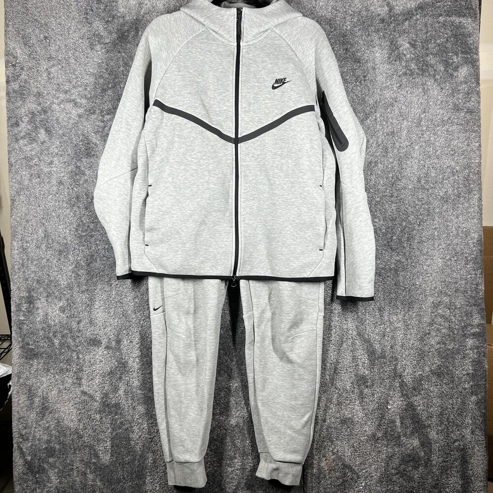 Nike Tech Hoodie and Sweatpants Mens L Gray Full Zip Hooded Pockets Fleece Set
